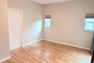 2354 Tami Sola St, Sarasota, FL 34237 - Photo 17