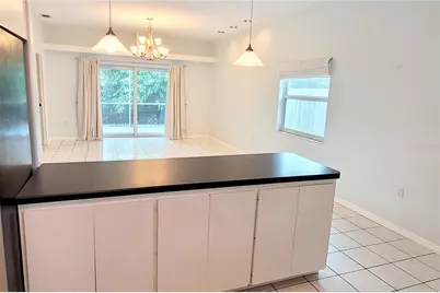 2354 Tami Sola Street, Sarasota, FL 34237 - Photo 9