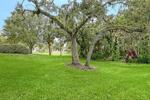 7864 Eagle Creek Dr, Sarasota, FL 34243 - Photo 13