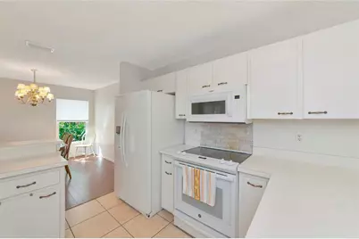 2405 Icecapade Drive, Sarasota, FL 34240 - Photo 13