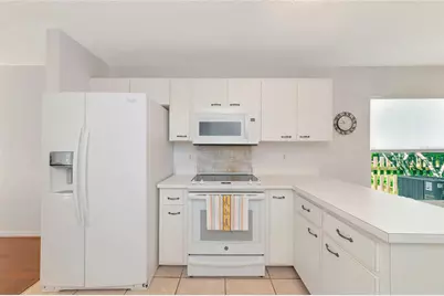 2405 Icecapade Drive, Sarasota, FL 34240 - Photo 17