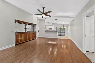 212 68th St NW, Bradenton, FL 34209 - Photo 7