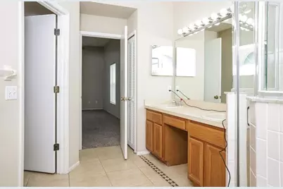 4841 14th Avenue E, Bradenton, FL 34208 - Photo 5