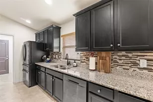8923 49th Ave E, Palmetto, FL 34221 - Photo 17