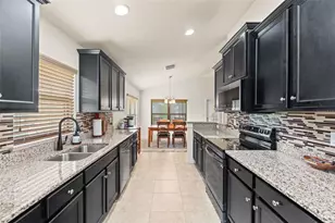 8923 49th Ave E, Palmetto, FL 34221 - Photo 21