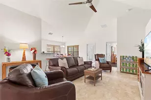 8923 49th Ave E, Palmetto, FL 34221 - Photo 7