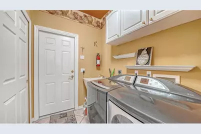 6521 Sundew Court, Bradenton, FL 34202 - Photo 19