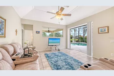 6521 Sundew Court, Bradenton, FL 34202 - Photo 11