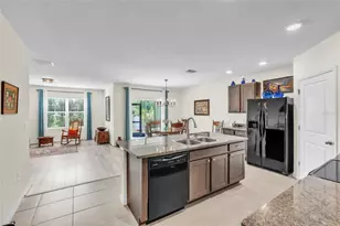 9527 Sunstone Blvd, Thonotosassa, FL 33592 - Photo 11