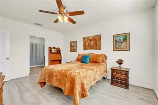 9527 Sunstone Blvd, Thonotosassa, FL 33592 - Photo 13