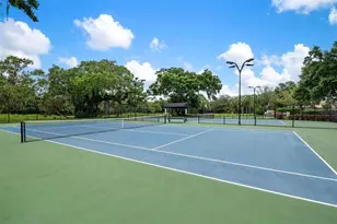 5249 Far Oak Cir, Sarasota, FL 34238 - Photo 23
