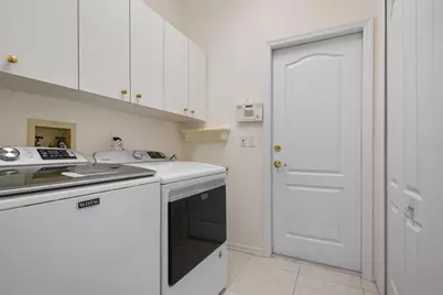 5249 Far Oak Circle, Sarasota, FL 34238 - Photo 11