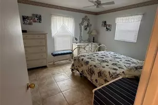 2425 Doud St, Sarasota, FL 34231 - Photo 9