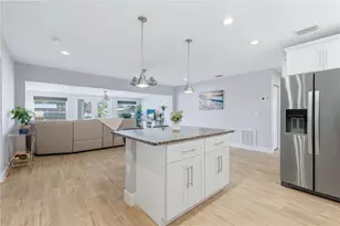 712 Poinsettia Ave, Ellenton, FL 34222 - Photo 23