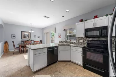 7020 49th Place E, Palmetto, FL 34221 - Photo 9