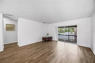 2752 Hidden Lake Blvd, Sarasota, FL 34237 - Photo 5
