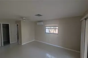 3720 Pin Oaks St, Sarasota, FL 34232 - Photo 5