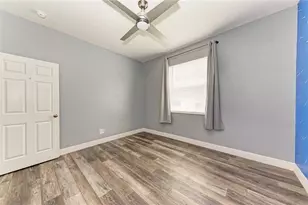 1656 Pinyon Pine Dr, Sarasota, FL 34240 - Photo 27