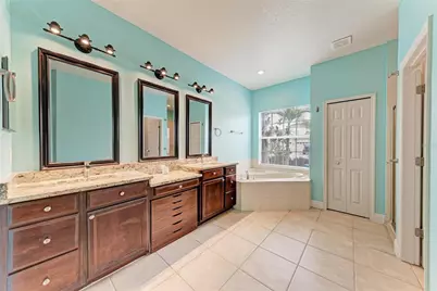 1656 Pinyon Pine Dr, Sarasota, FL 34240 - Photo 23