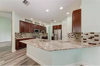 1656 Pinyon Pine Dr, Sarasota, FL 34240 - Photo 9