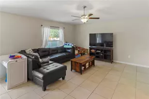 135 Cascade Bend Dr, Ruskin, FL 33570 - Photo 7