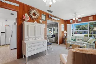 2101 Jo an Dr, Sarasota, FL 34231 - Photo 9