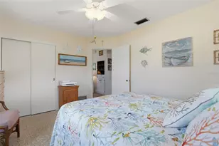 2101 Jo an Dr, Sarasota, FL 34231 - Photo 23