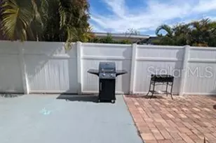 3070 Gulf Gate Dr, Sarasota, FL 34231 - Photo 19