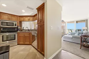 2600 Gulf Dr N, Bradenton Beach, FL 34217 - Photo 13