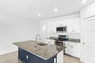 3909 Park Willow Ave, Palmetto, FL 34221 - Photo 7