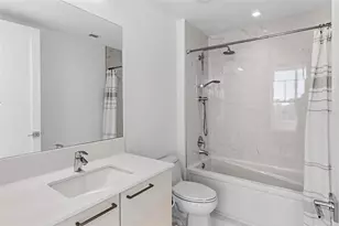 111 S Pineapple Ave, Sarasota, FL 34236 - Photo 17