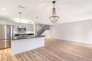 1685 Laurel St, Sarasota, FL 34236 - Photo 11