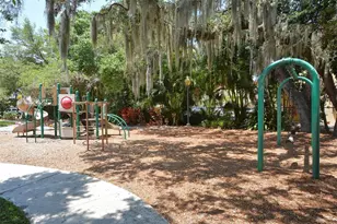 1685 Laurel St, Sarasota, FL 34236 - Photo 33