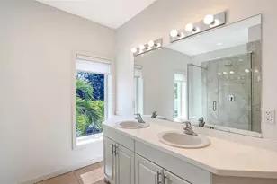 1685 Laurel St, Sarasota, FL 34236 - Photo 21