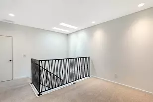 1685 Laurel St, Sarasota, FL 34236 - Photo 17