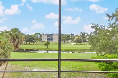 3620 Ironwood Circle #302O, Bradenton, FL 34209 - Photo 9