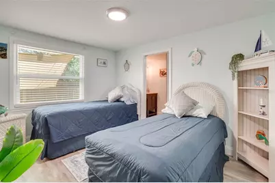 2741 Parma Street, Sarasota, FL 34231 - Photo 15