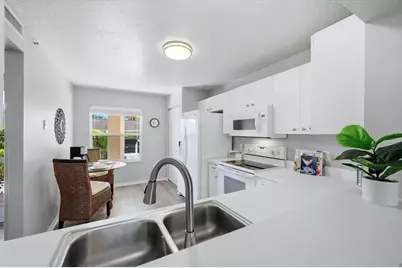 2725 Terra Ceia Bay Boulevard #103, Palmetto, FL 34221 - Photo 9