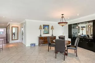 660 Golden Gate Point, Sarasota, FL 34236 - Photo 11