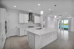17703 Savory Mist Cir, Lakewood Ranch, FL 34211 - Photo 13