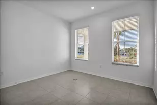 17703 Savory Mist Cir, Lakewood Ranch, FL 34211 - Photo 7