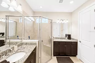 5182 Barnett Cir, Lakewood Ranch, FL 34211 - Photo 11
