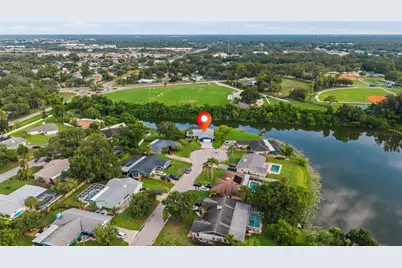 1401 Georgetowne Drive, Sarasota, FL 34232 - Photo 35