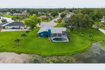 1401 Georgetowne Drive, Sarasota, FL 34232 - Photo 3