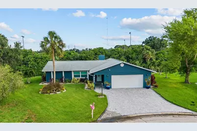 1401 Georgetowne Drive, Sarasota, FL 34232 - Photo 7