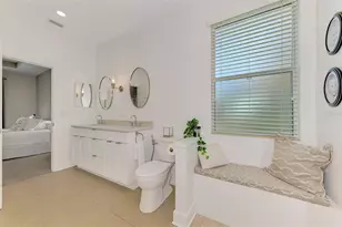 8467 Nandina Dr, Sarasota, FL 34240 - Photo 17