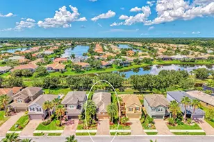 8467 Nandina Dr, Sarasota, FL 34240 - Photo 3