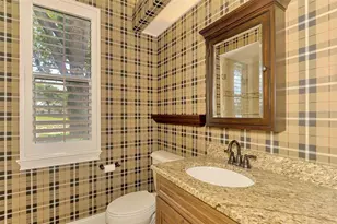 7767 Alister MacKenzie Dr, Sarasota, FL 34240 - Photo 37