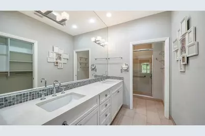3331 Hadfield Greene #49, Sarasota, FL 34235 - Photo 13