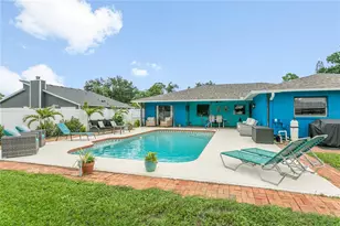 914 Plum Tree Ln, Sarasota, FL 34243 - Photo 29